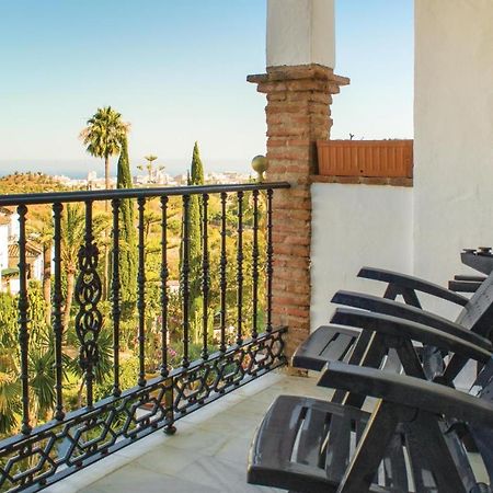 Stunning Apartment In Mijas With Kitchen エクステリア 写真