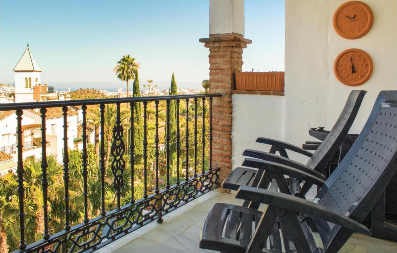 Stunning Apartment In Mijas With Kitchen エクステリア 写真