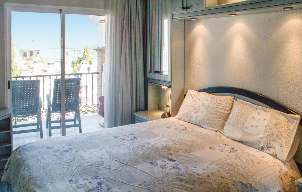 Stunning Apartment In Mijas With Kitchen エクステリア 写真